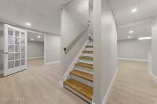 97 Windsor Dr, Eatontown, NJ 07724 - Photo 32