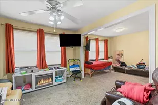 27 Highview Dr, Woodbridge Township, NJ 07095 - Photo 18