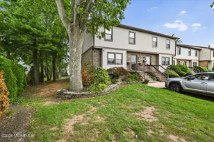 27 Highview Dr, Woodbridge Township, NJ 07095 - Photo 2