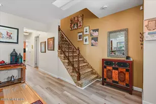 27 Highview Dr, Woodbridge Township, NJ 07095 - Photo 4