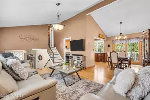 4 Marc St, Hazlet Township, NJ 07730 - Photo 14
