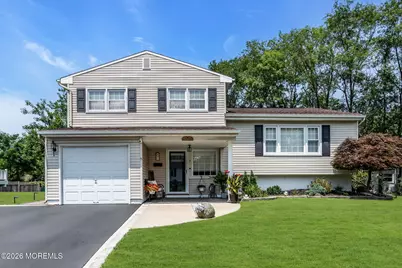 4 Marc Street, Hazlet Township, NJ 07730 - Photo 2