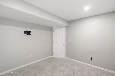 28 Abby Road, Farmingdale, NJ 07727 - Photo 22