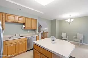 28 Abby Road, Farmingdale, NJ 07727 - Photo 8