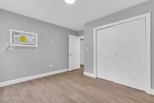 39 Meadow Green Cir, Manalapan Township, NJ 07726 - Photo 18