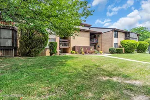 39 Meadow Green Cir, Manalapan Township, NJ 07726 - Photo 20