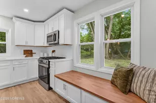 2 Templer Way, Hazlet Township, NJ 07730 - Photo 12