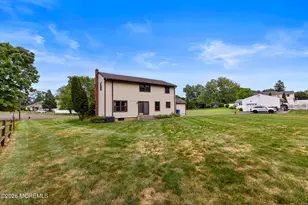22 Clearview Dr, Tinton Falls, NJ 07724 - Photo 30