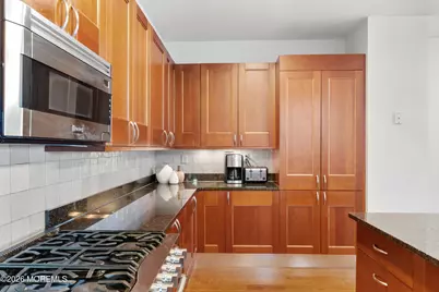 23 Wallace Street #406, Red Bank, NJ 07701 - Photo 4