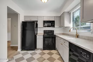 49 Markham Rd, Brick, NJ 08724 - Photo 6