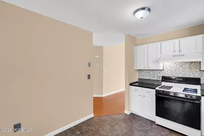 24 Pagoda Lane, Freehold, NJ 07728 - Photo 12