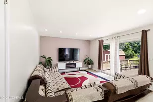 39 Driftwood Dr, Howell Township, NJ 07731 - Photo 20