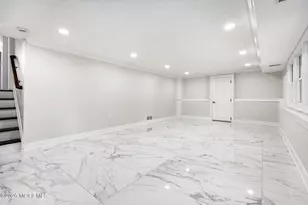 146 Bruce Rd, Middletown, NJ 07701 - Photo 28