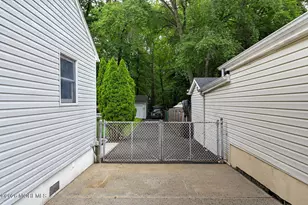 290 W Prospect Ave, Aberdeen Township, NJ 07735 - Photo 28