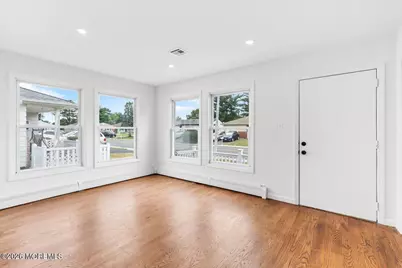 385 Barbados Drive N, Toms River Township, NJ 08757 - Photo 2