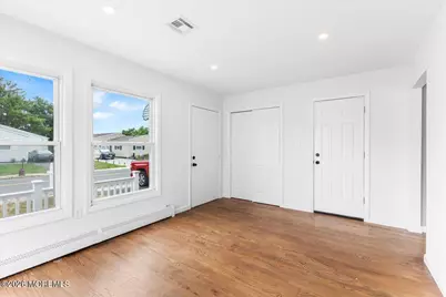 385 Barbados Drive N, Toms River Township, NJ 08757 - Photo 4