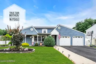 3 Hedgewood Rd, Howell Township, NJ 07731 - Photo 1