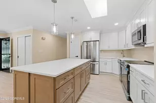 3 Surrey Ct, Monroe Township, NJ 08831 - Photo 4