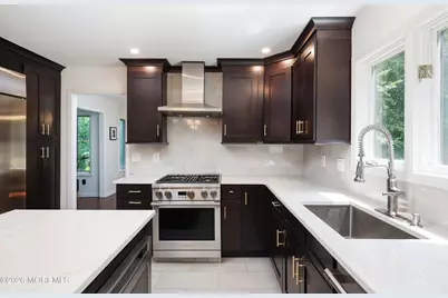 18 Constitution Drive, Leonardo, NJ 07737 - Photo 16