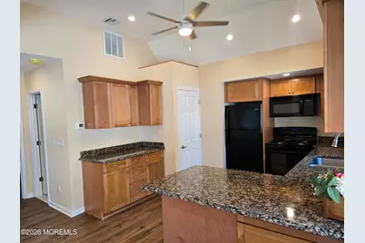 32 Sycamore Avenue, North Middletown, NJ 07748 - Photo 4