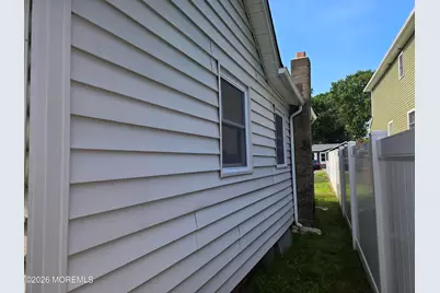 32 Sycamore Avenue, North Middletown, NJ 07748 - Photo 22