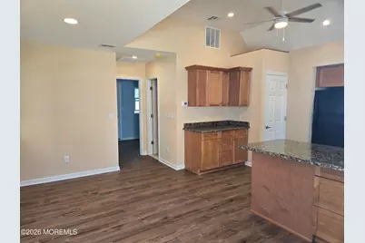 32 Sycamore Avenue, North Middletown, NJ 07748 - Photo 10