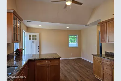 32 Sycamore Avenue, North Middletown, NJ 07748 - Photo 6