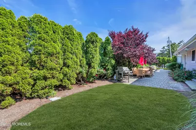 919 N Ocean Avenue, Mantoloking, NJ 08738 - Photo 10