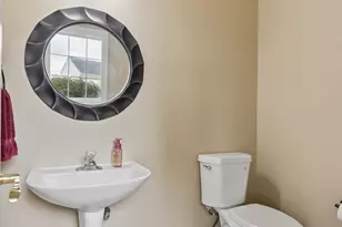 41 St Johns Dr, Freehold, NJ 07728 - Photo 22
