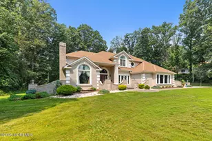 373 Millstone Rd, Clarksburg, NJ 08510 - Photo 4