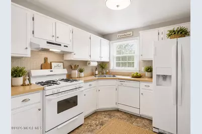 312 Iriquois Trail, Browns Mills, NJ 08015 - Photo 4