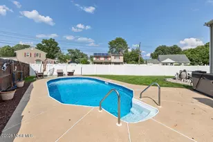 39 Appleton Dr, Hazlet Township, NJ 07730 - Photo 34