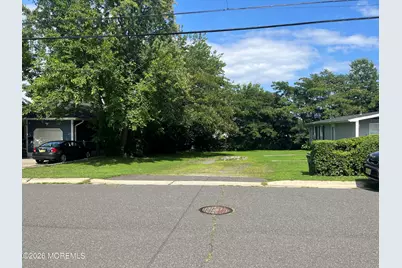 340 Pinehurst Drive, Aberdeen Township, NJ 07735 - Photo 2