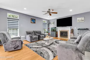 702 Cedar Point Ct, Toms River Township, NJ 08753 - Photo 18