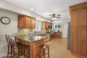 384 Taylors Mills Rd, Manalapan Township, NJ 07726 - Photo 14