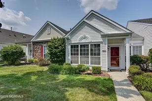 612 Harrier Dr, Monroe Township, NJ 08831 - Photo 2