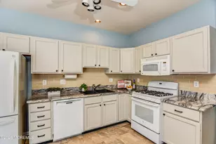 612 Harrier Dr, Monroe Township, NJ 08831 - Photo 8