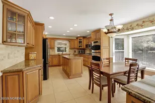 6 Kimberly Ct, Manalapan Township, NJ 07726 - Photo 18