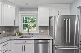 832 Bartlett Pl, Toms River Township, NJ 08753 - Photo 14