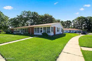1121D Argyll Cir, Lakewood, NJ 08701 - Photo 2