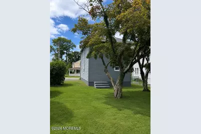 17 Henry Street, Freehold, NJ 07728 - Photo 32