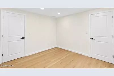 17 Henry Street, Freehold, NJ 07728 - Photo 24