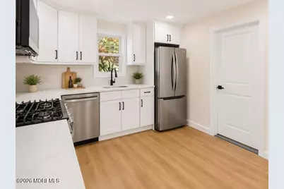17 Henry Street, Freehold, NJ 07728 - Photo 18