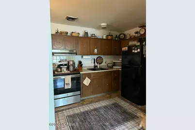 236 B Columbine Avenue, Whiting, NJ 08759 - Photo 8