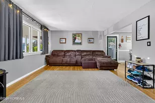 5 Jupiter Ct, Old Bridge Township, NJ 08857 - Photo 4