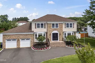 45 S Foxcroft Dr, Manalapan Township, NJ 07726 - Photo 2