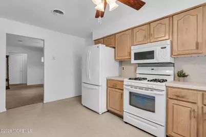 49 Dreyfus Court, Toms River Township, NJ 08757 - Photo 18