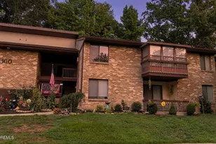 160 Cross Slope Ct, Manalapan Township, NJ 07726 - Photo 2