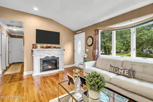 334 Stuart Ave, Toms River Township, NJ 08755 - Photo 4
