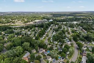 8 Bradford Rd, East Brunswick Township, NJ 08816 - Photo 30